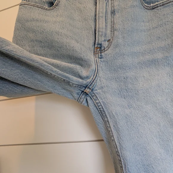 Abercrombie & Fitch 90s Straight High Rise Split-Vent Hem Size 28S / 6S - Picture 6 of 15